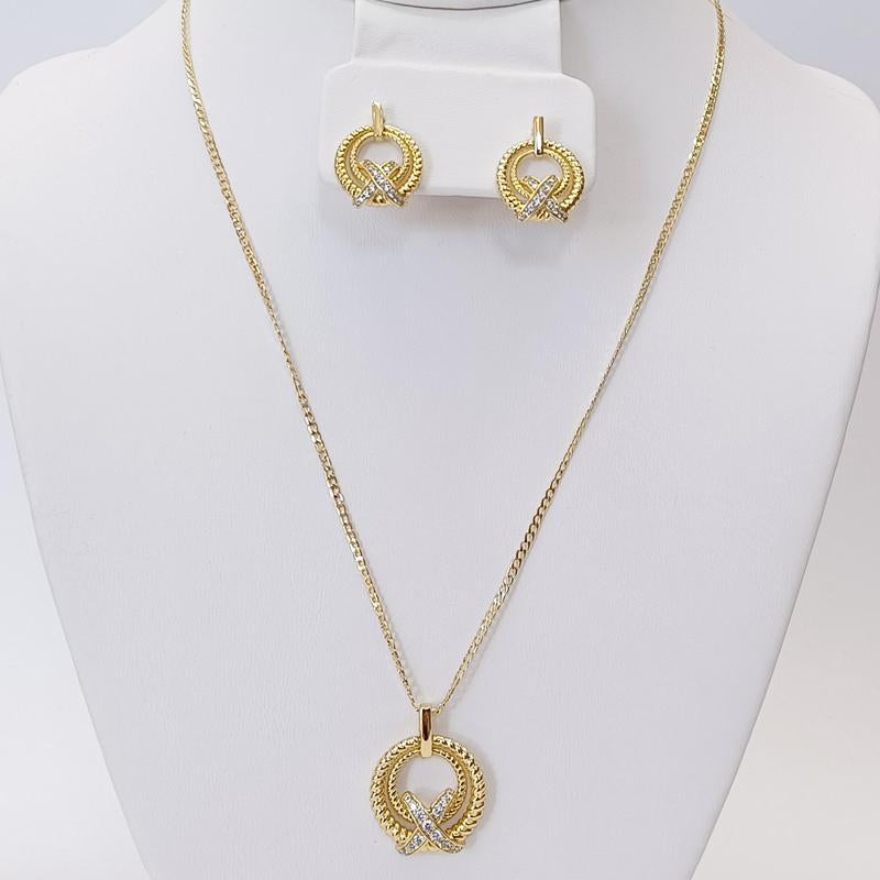 Chain Set Whith Bracelets and Earring of Different Styles