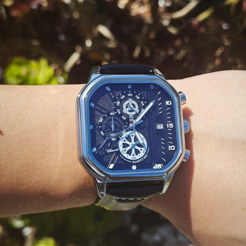 New Fashion Luminous Quartz Watch Royal Design Waterproof Leather Band Wristwatch for Men Analog Reloj