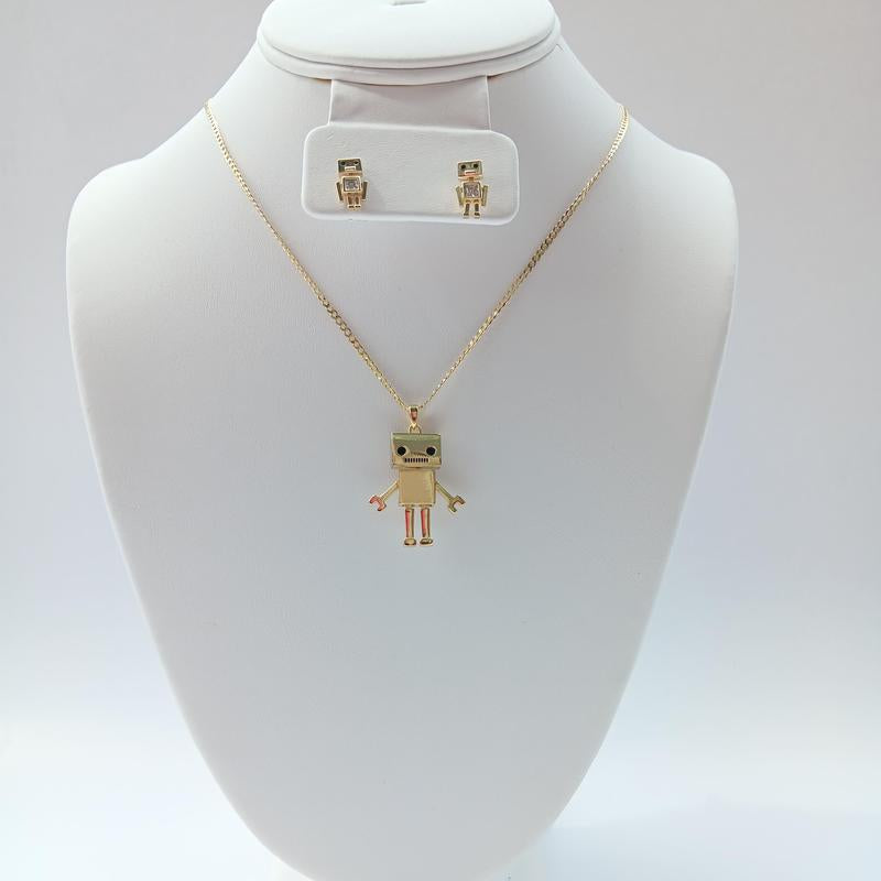 Chain Set Whith Bracelets and Earring of Different Styles