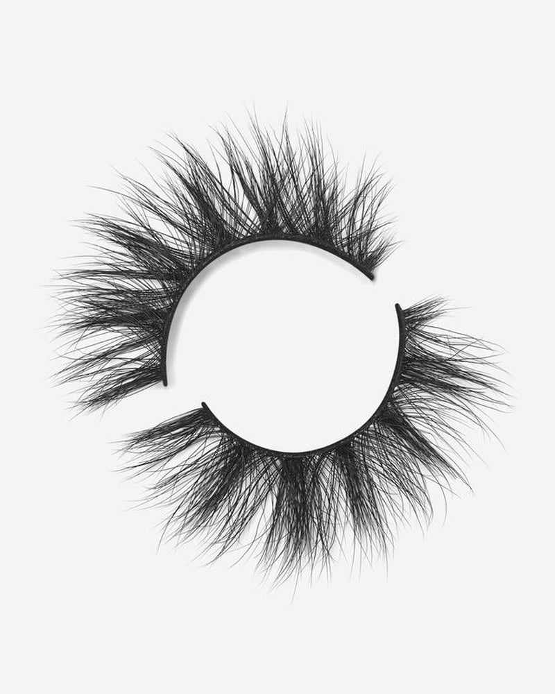 Milan Lash in 3D Faux Mink Semi-Bold Volume + Long Length Eyelashes Makeup