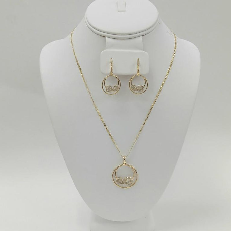 Chain Set Whith Bracelets and Earring of Different Styles