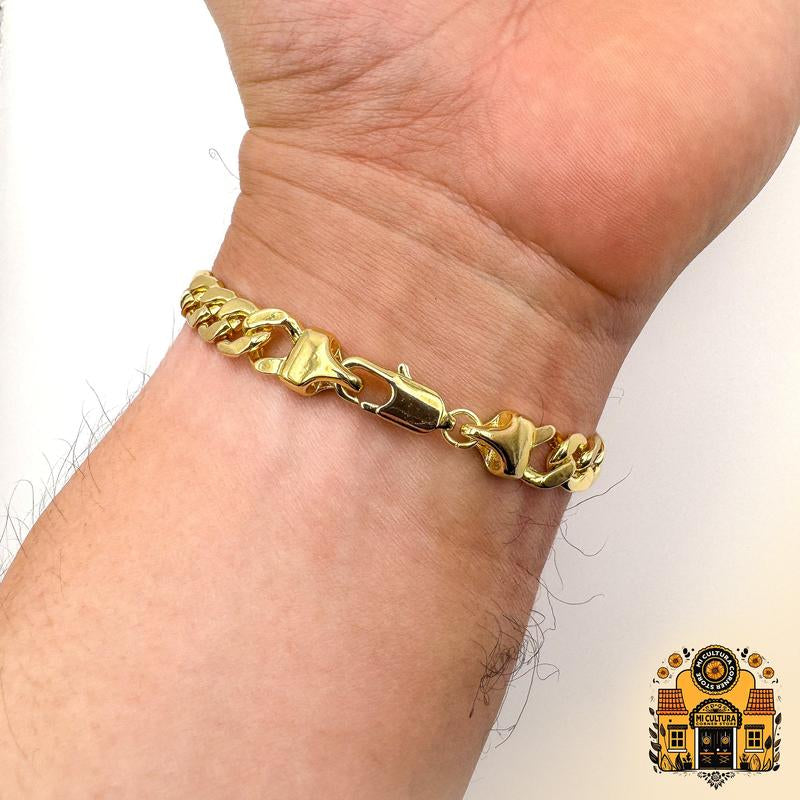 Divine San Judas Tadeo 14K Gold-Plated Bracelet with Green Robe and Silver Halo/Pulsera De San Judas Tadeo Bañada En Oro De 14K Con Túnica Verde Y Halo Plateado 8.66 In. Designer Religious Jewelry/Joyería Religiosa De Diseñador De 8.66 In.